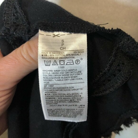 Old Navy S Top Black Sleeveless Tassel Trim Tee Je - Picture 6 of 8